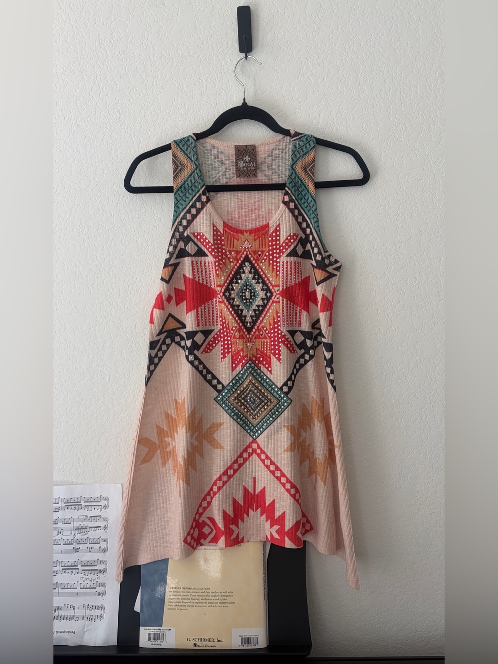 VOCAL Western Boho Rhinestone Studded Aztec Print Sharkbite Hem Tunic Tank Top S